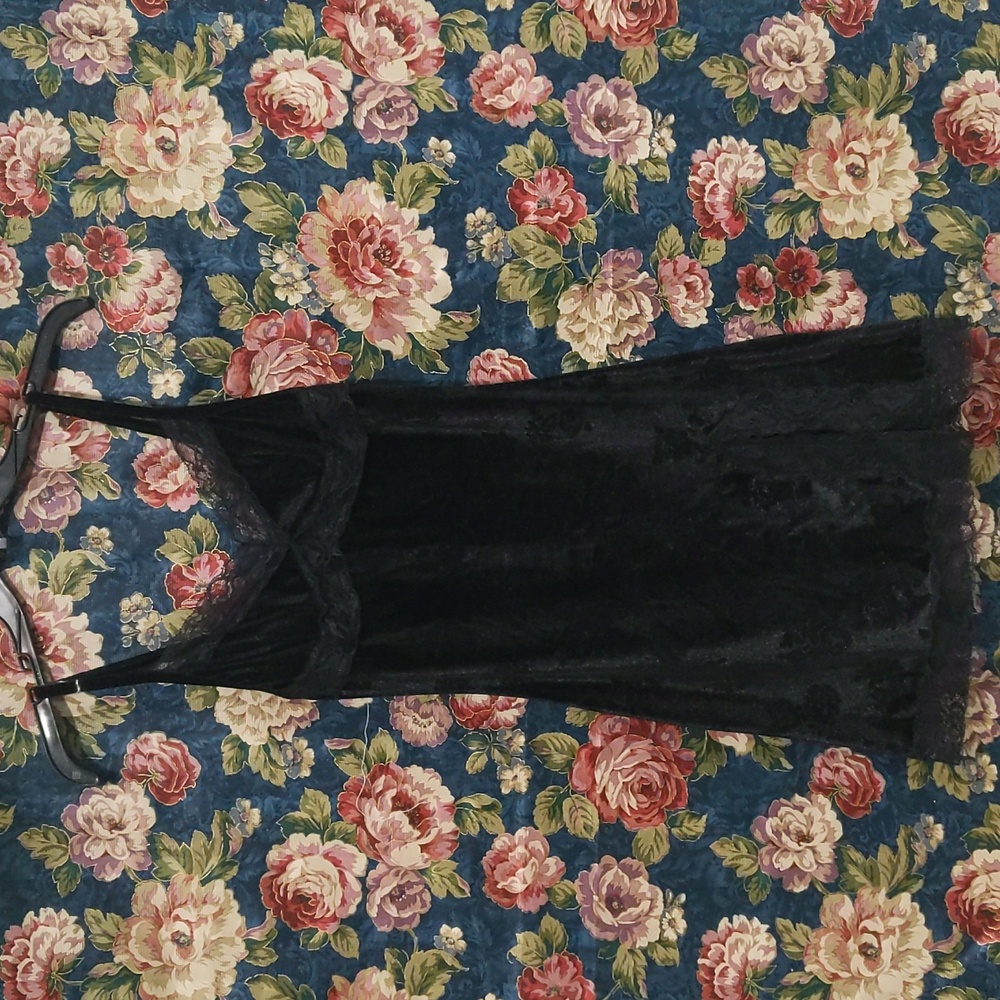 Vintage Velvet Black Floral Spaghetti Strap Lace Hem Slip Mini Dress Negligee 90